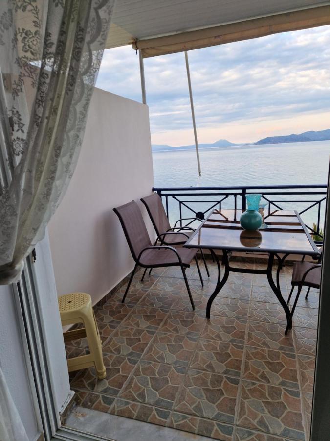 Korinthian Sea View Lejlighed Nerántza Eksteriør billede